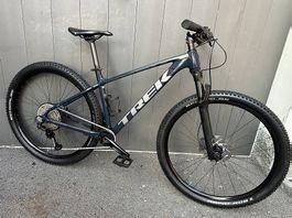 Bicicletta MTB Trek Marlin 29 copertoni nuovi 