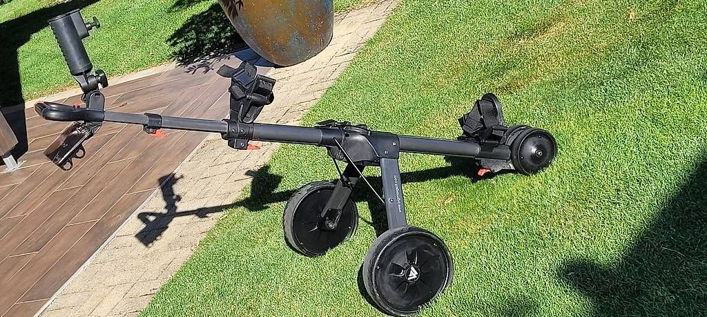 Big Max Trolley: Chariot de golf électrique Big Max Nano – Usato da Muraz (Collombey) venduto da eaglesta 1