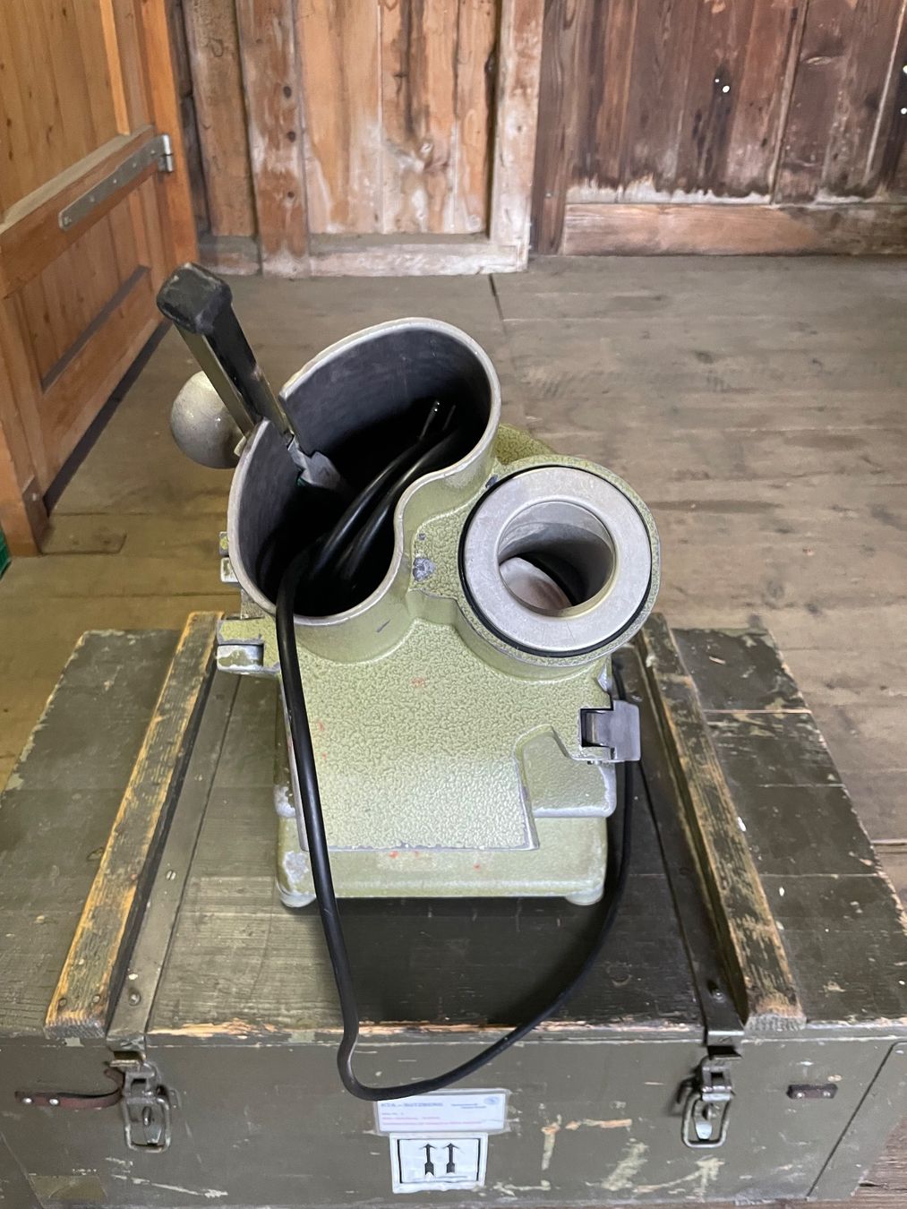 Brunner Anliker Elettrodomestici da cucina: Brunner/Anliker Schneidemaschine vier Scheiben – Usato da Bern venduto da rockabilly86 4