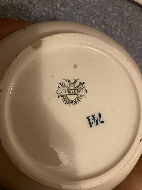 Vasen & Gefässe: Antico vaso da notte Villeroy & Boch – Gebraucht aus Origlio von Zeto.81 2
