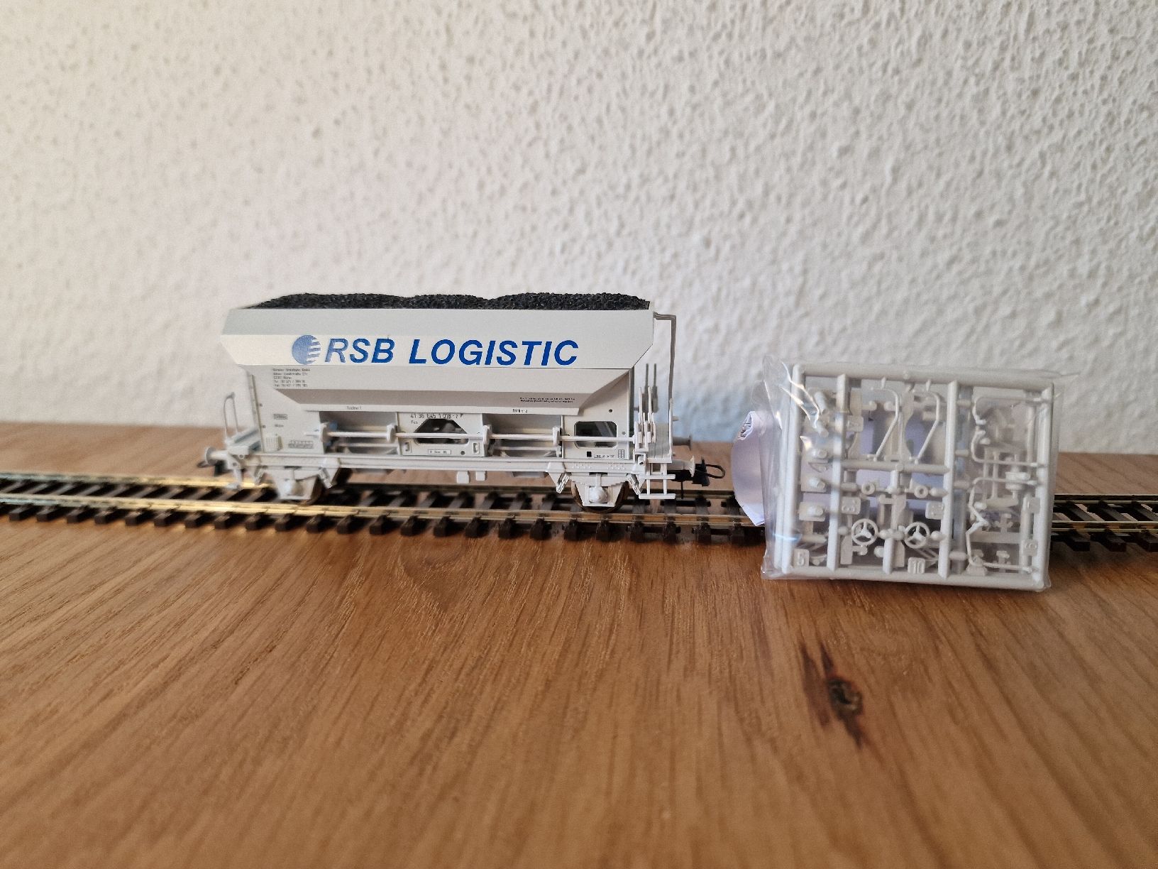 Roco Modellini di ferrovie: RSB Selbstentladewagen H0 – Nuovo (secondo la descrizione) da Matten b. Interlaken venduto da lor_hr9w 5