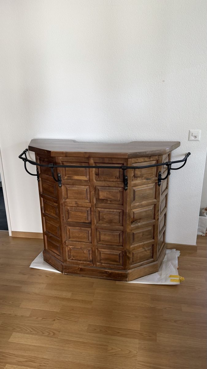 Allestimento di negozi e stand fieristici: Antike Bar aus Massivholz – Usato da Feuerthalen venduto da k8701 1