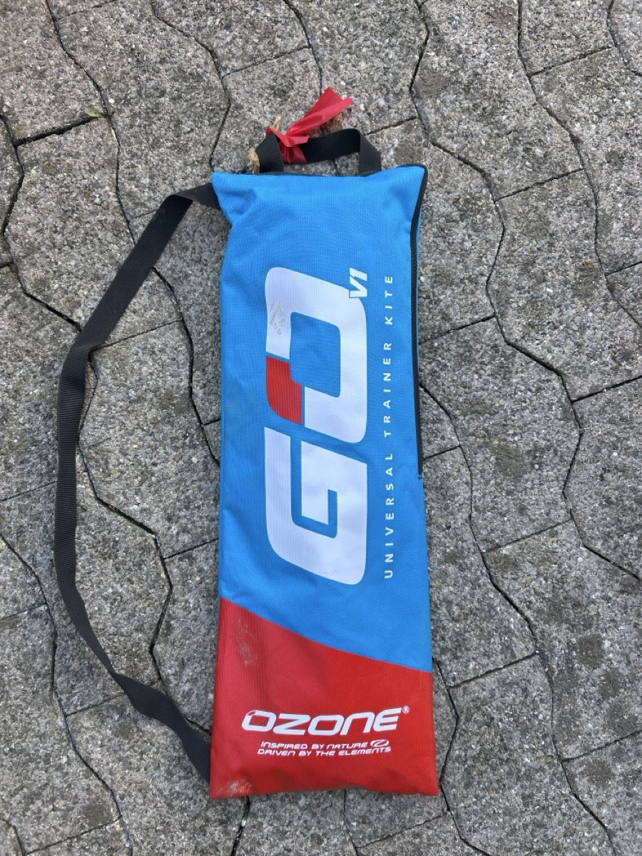 Ozone Kite: Ozone Go V1 Universal Trainer Kite - Top Zustand! – Gebraucht aus Buttikon SZ von OutletShop01