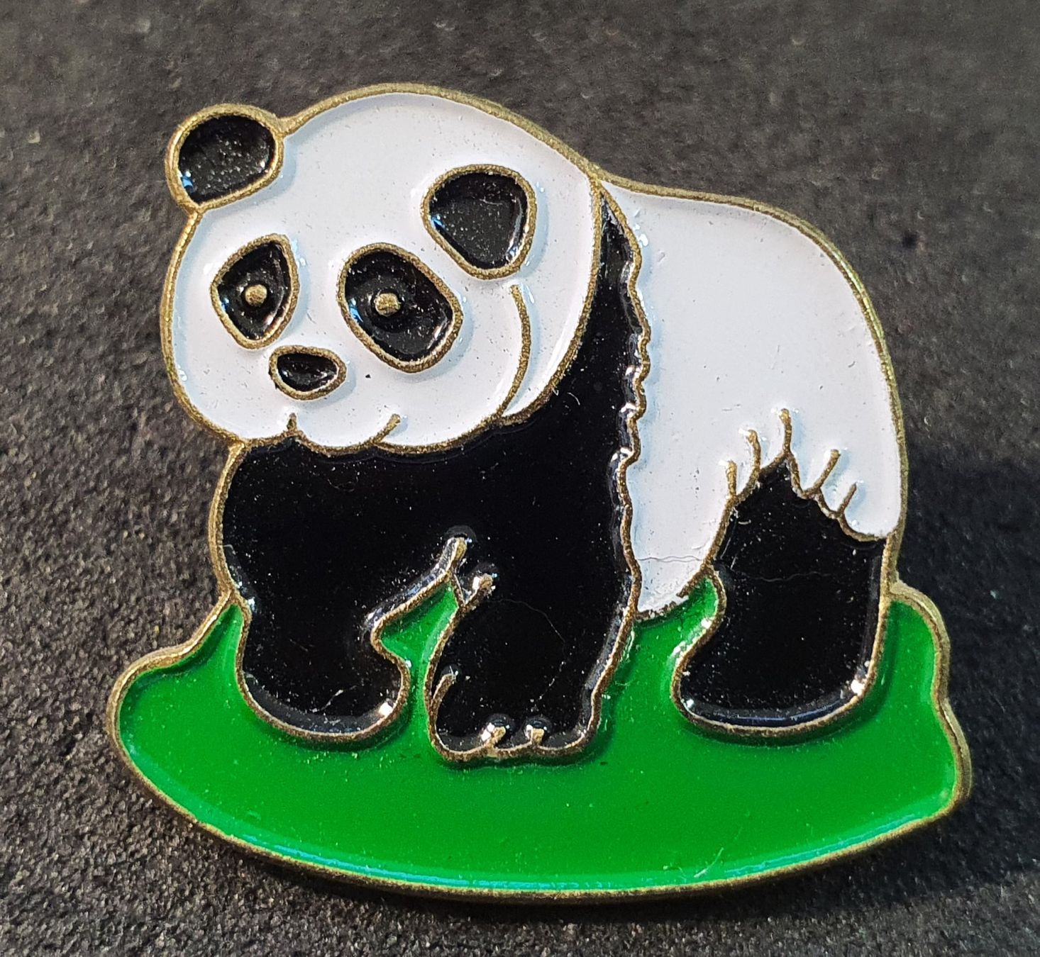 Placchette & Badge: Z422 - Pin Panda Bär – Usato da Reinach BL venduto da Boston-Verkauf
