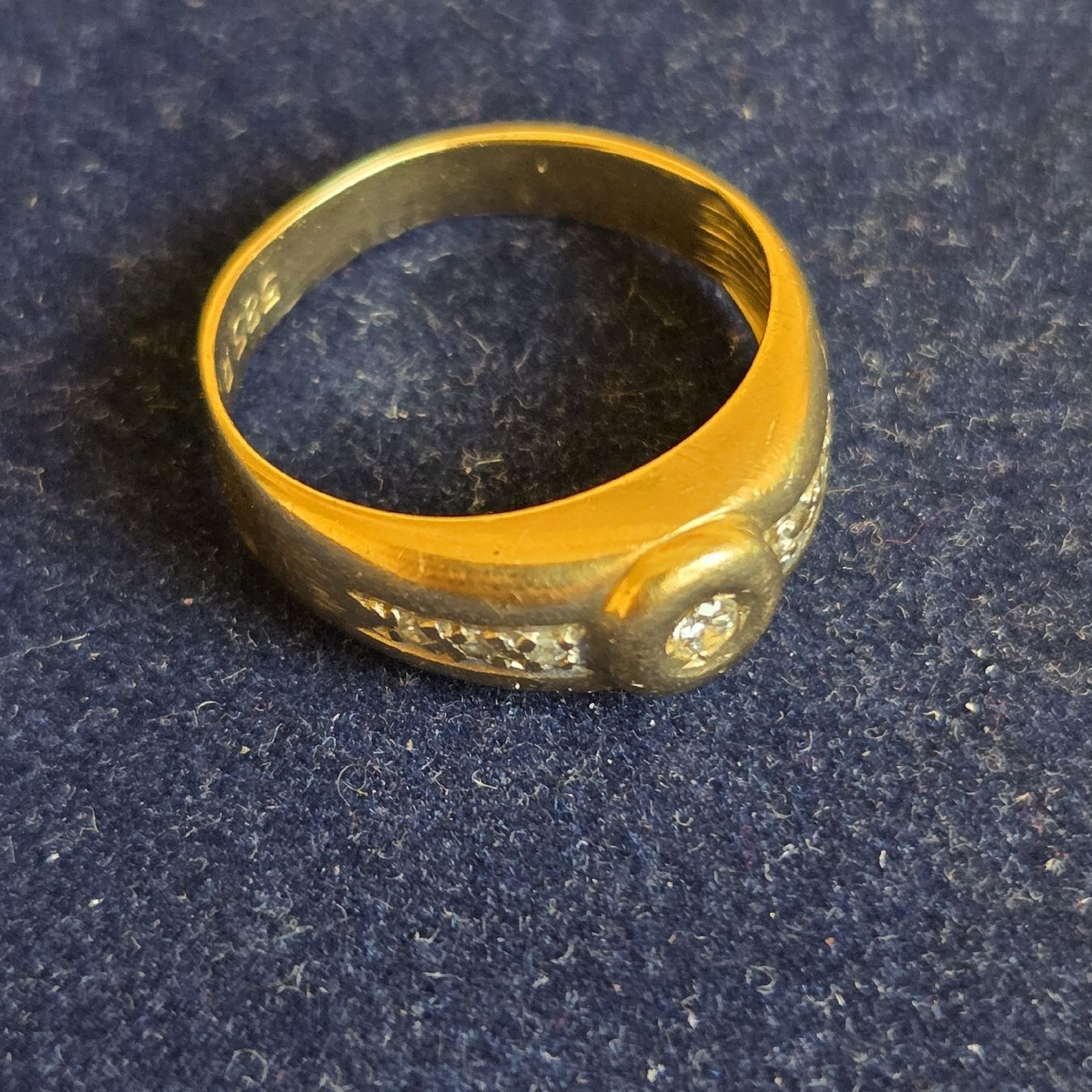 Bagues: Goldring Damen mit Stein – D'occasion à Stans par Ducati16 1