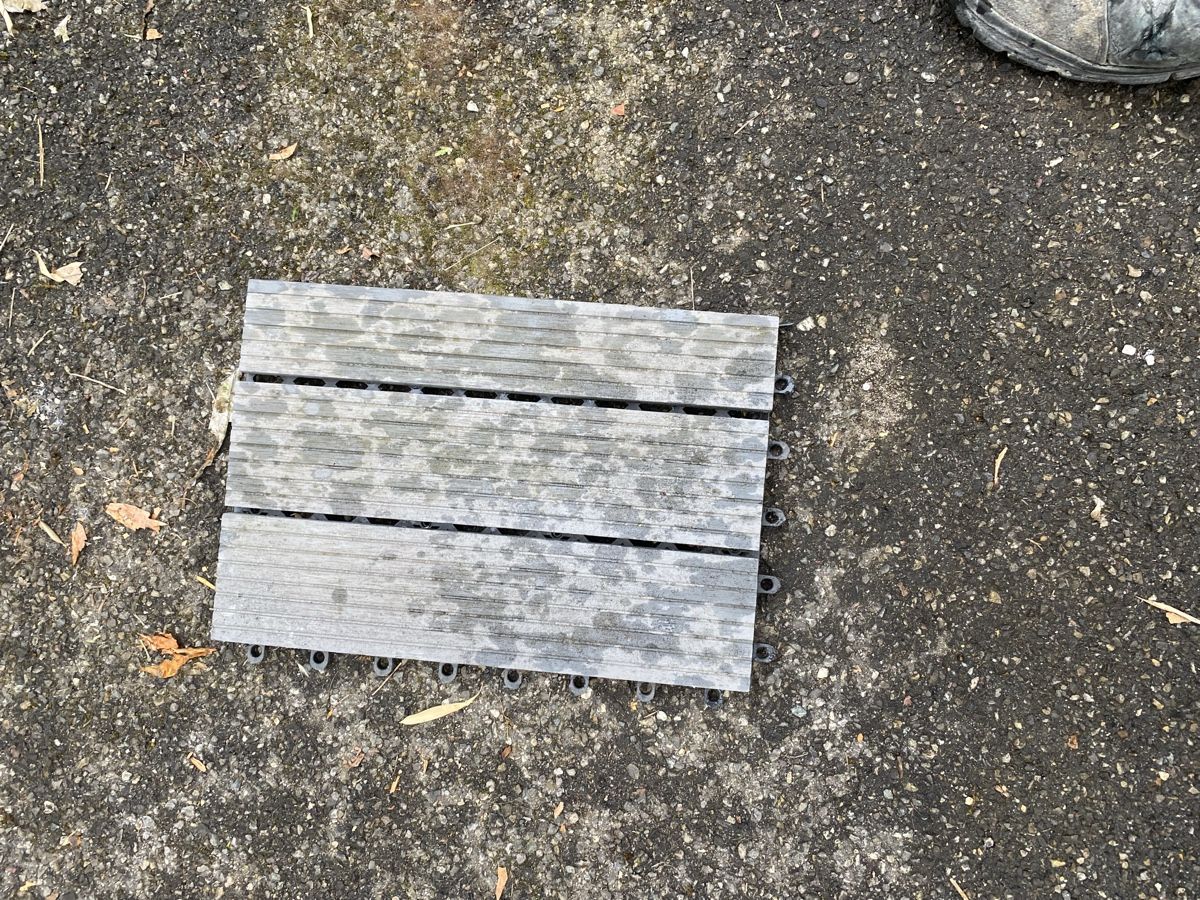 Rivestimenti per pavimenti: Mood Klickfliese HPC Solid Dark Grey | 30 × 30 cm | 120 Stk  – Usato da Würenlingen venduto da rs4rs4 3