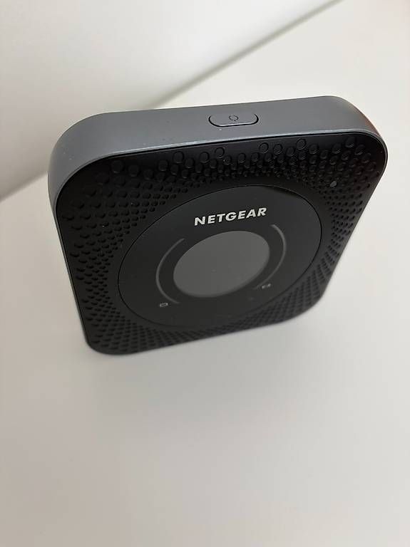 Netgear Modem & Router: Netgear Hotspot Nighthawk M1 – Usato da Solothurn venduto da jmc_76cm 2