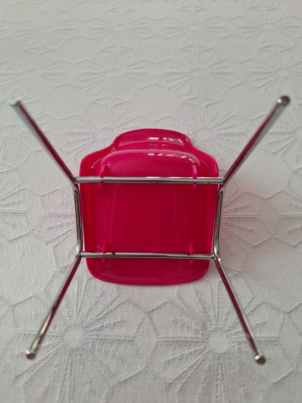 Chaises: Miniatur Stuhl Fuchsia – D'occasion à Turgi par Markito0 1