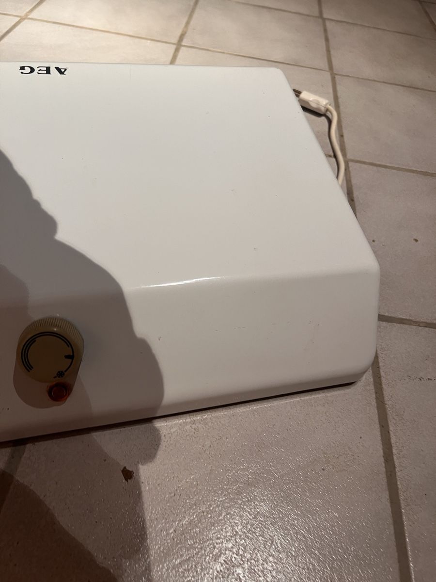 Radiatori: Wand Heizlüfter AEG 1.2kW – Usato da Brislach venduto da Kimi0730 1