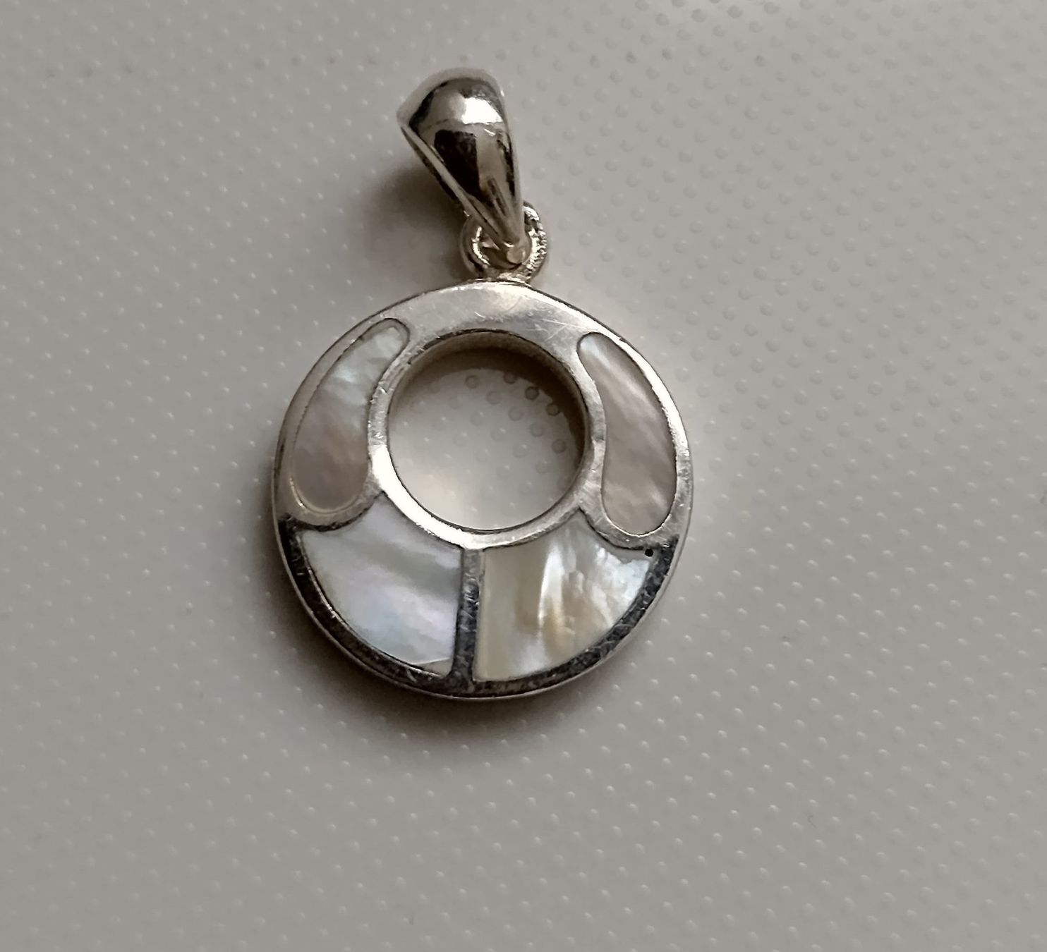 Ciondoli: ANHÄNGER SILBER 925 MIT PERLMUTT INLAY – Usato da Romanshorn venduto da BoutiqueA 3
