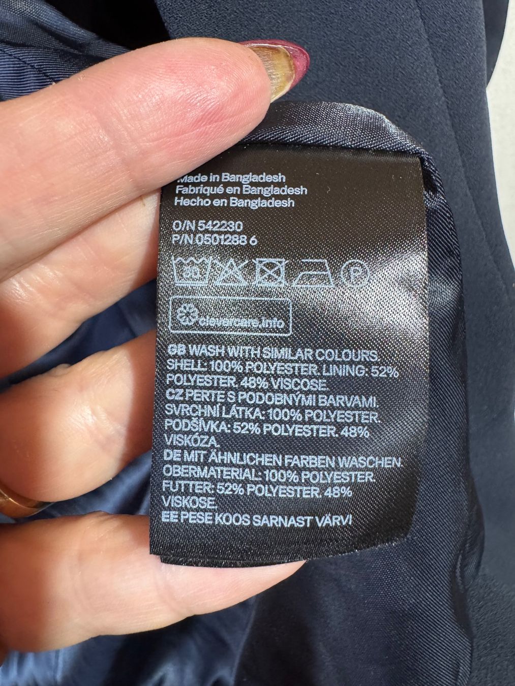 H&M Giacche: Dunkelblauer Blazer von H&M Gr. 38 – Usato da Grosswangen venduto da SALE_SALE_SALE 3