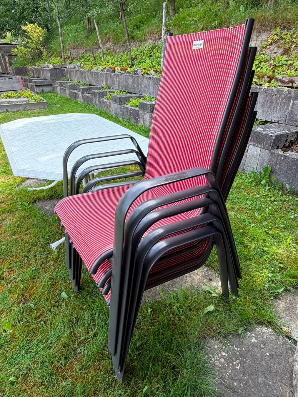 Set di tavolo e panche: Gartentisch mit Stühlen – Usato da Kestenholz venduto da cvx_889vv 1