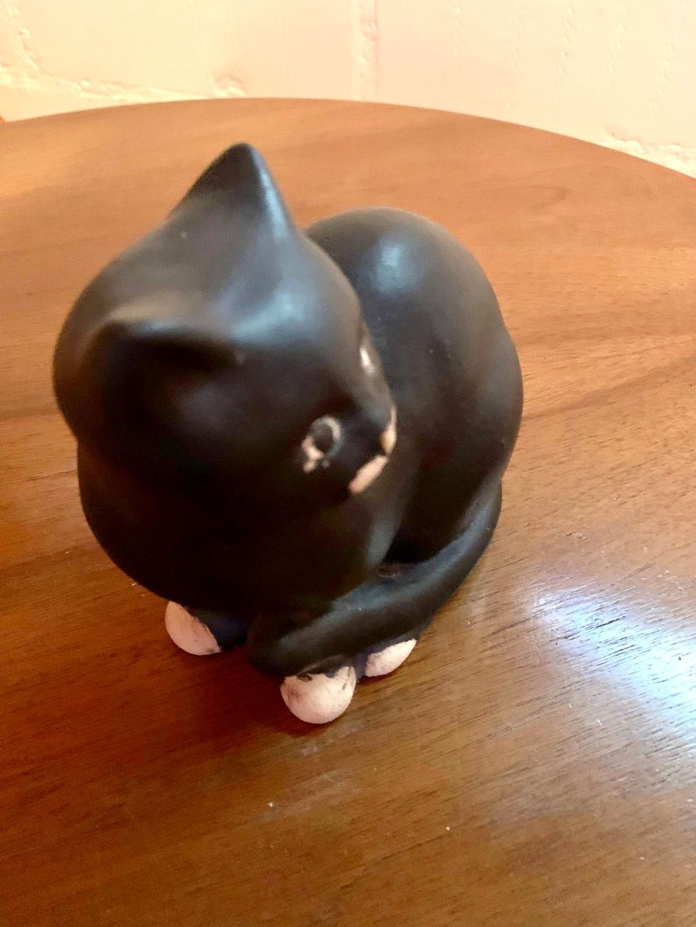 Figurines: schwarze Katze aus Ton Höhe 13.5 cm – D'occasion à Rhäzüns par duudii 1