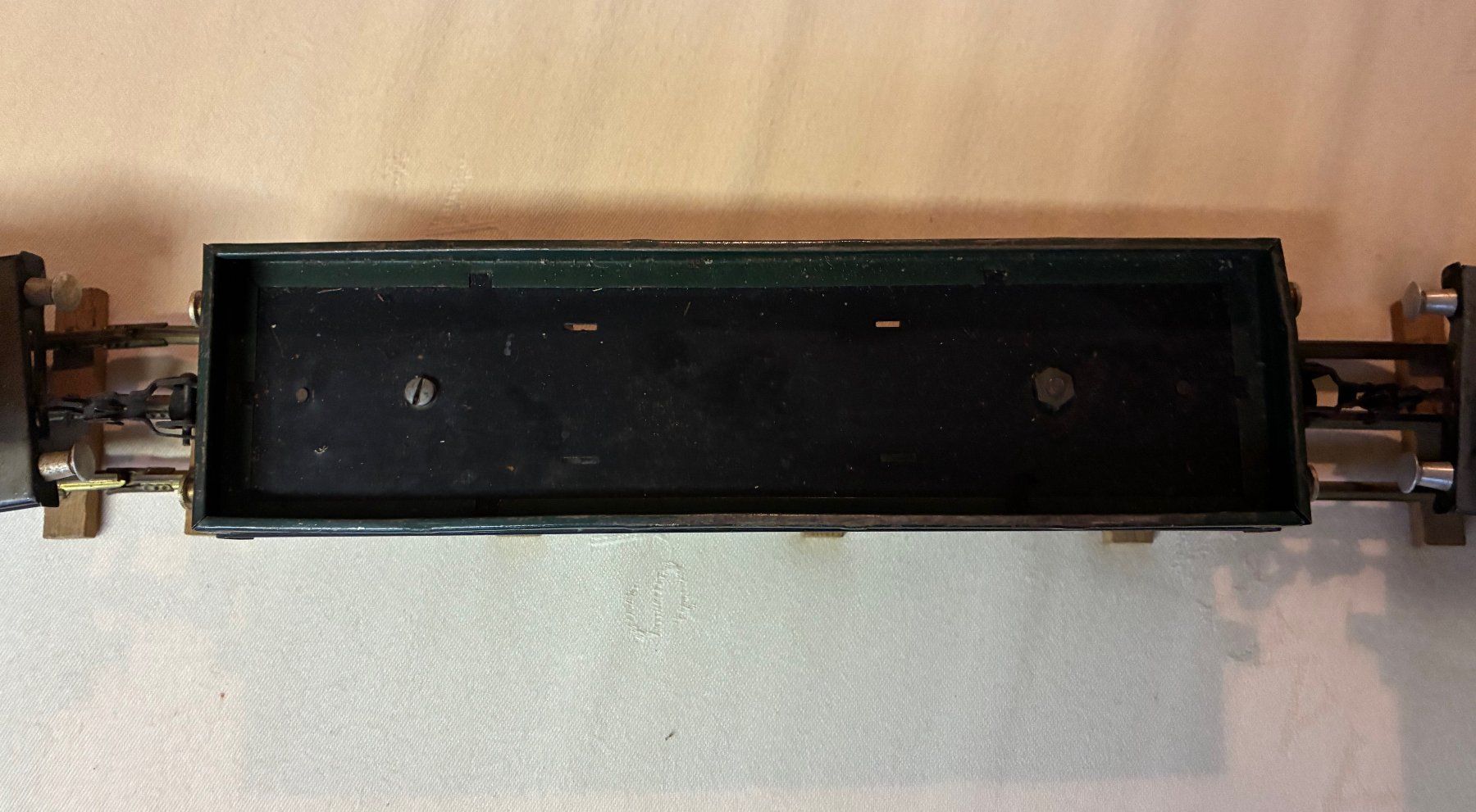 Buco Modellini di ferrovie: Buco Modell Eisenbahnwagen 4 Stk., Spur 0, 32mm – Usato da Uznach venduto da Kas-Fri 5