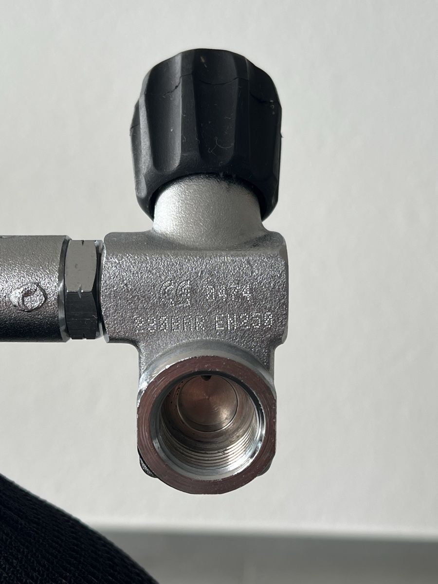 Tauchflaschen: Tauchflasche 15 Liter Stahl mit Doppelventil – Gebraucht aus Eschenbach SG von gamper02 4
