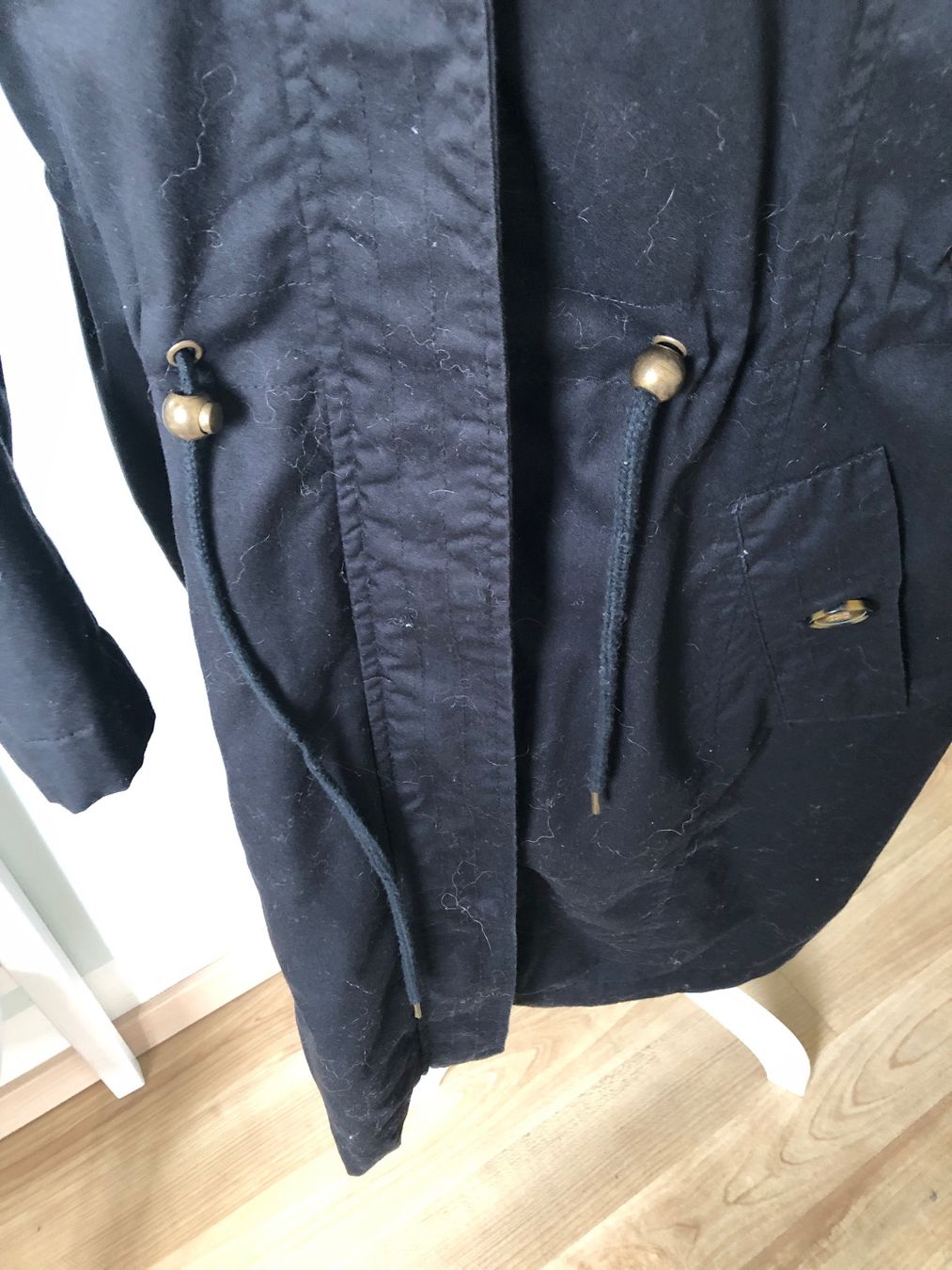 Giacche: Schwarzer Damen Parka, Grösse 46. – Usato da Arlesheim venduto da leyRum4.5 4