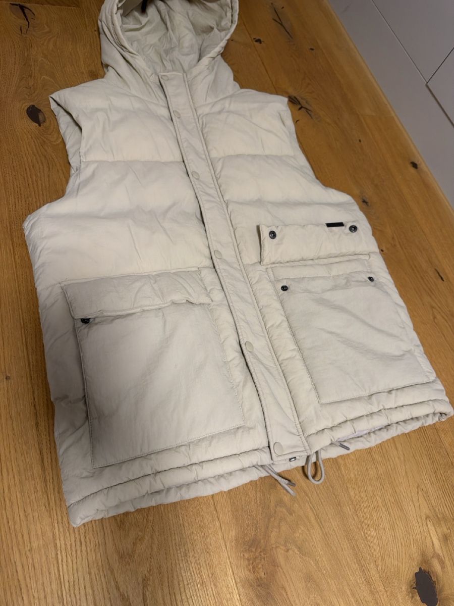 Gilets: Weste gesteppt Gr. M – Neuf (Voir description) à St. Gallen par Janeli. 1