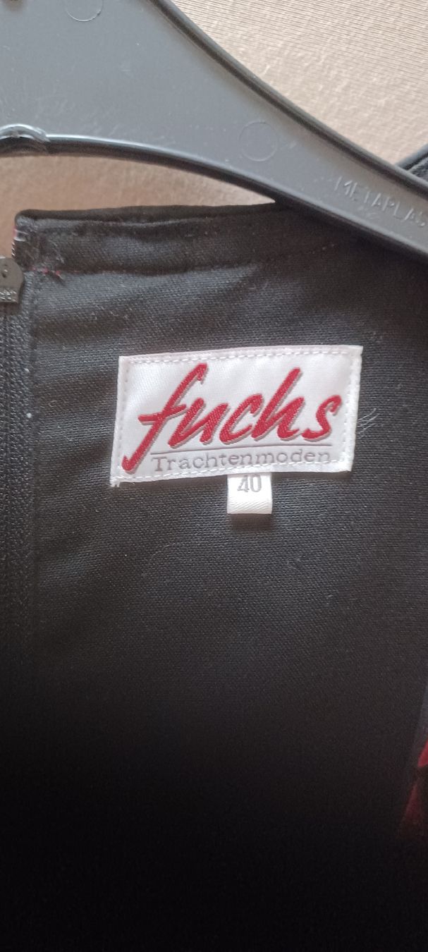 Vestiti: Fuchs Trachtenmode Dirndl Gr. 40, Rot-Schwarz – Nuovo (secondo la descrizione) da Plaffeien venduto da Morituri 3
