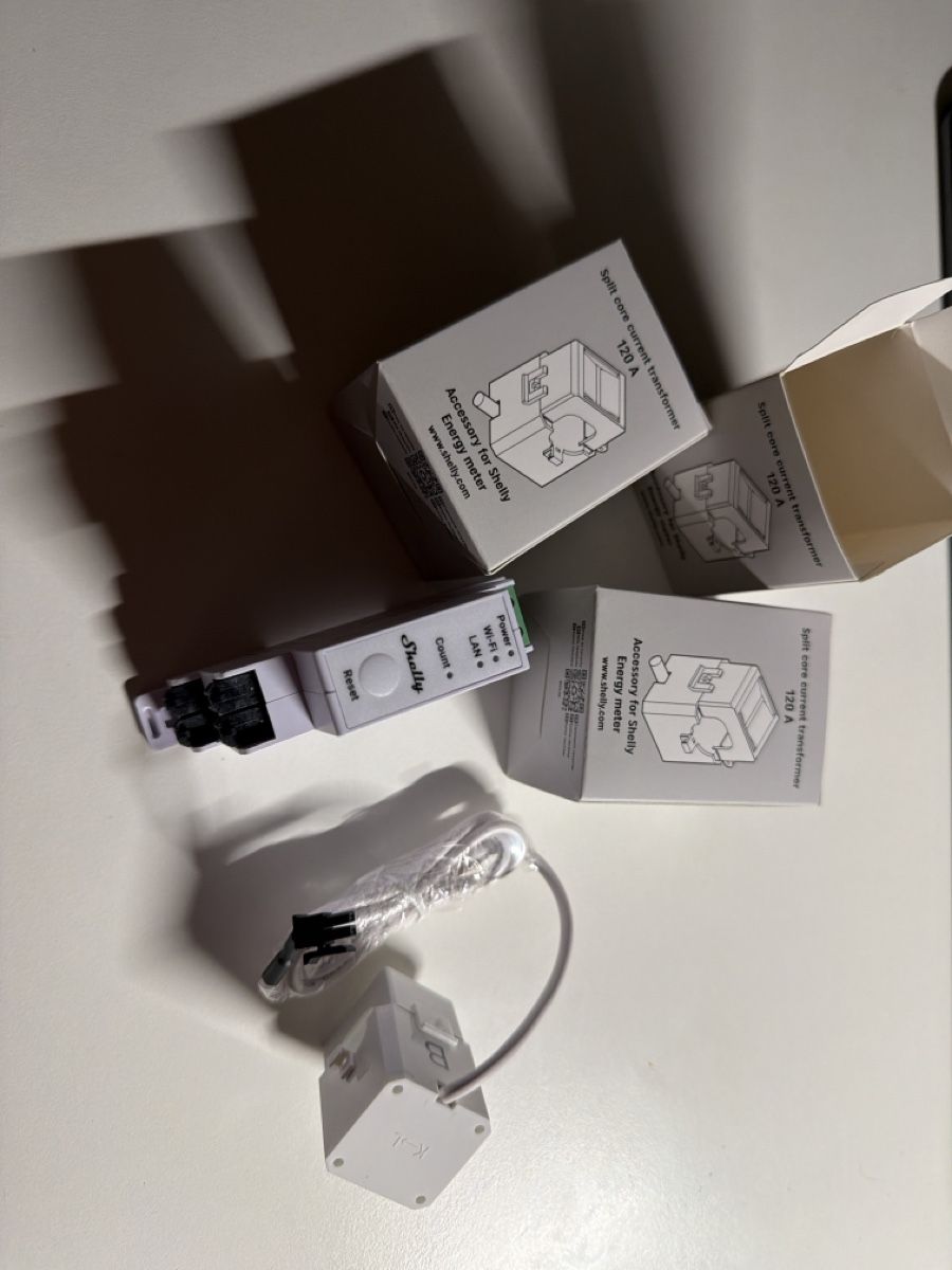 Shelly Componenti elettronici: Shelly Pro 3EM Three Phase Energy Meter DIN Rail New – Nuovo (secondo la descrizione) da Auw venduto da 0pen5pace 3