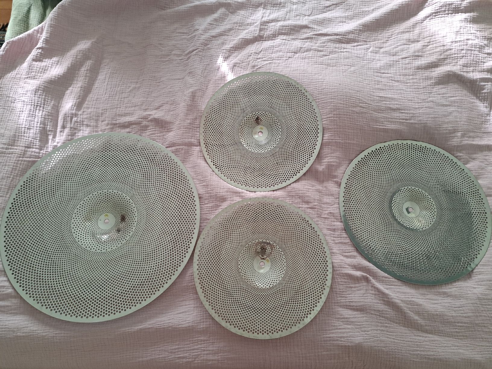 Sabian Strumenti musicali: Sabian Quiet Tone Cymbal Set – Usato da Kriens venduto da mrkk 1
