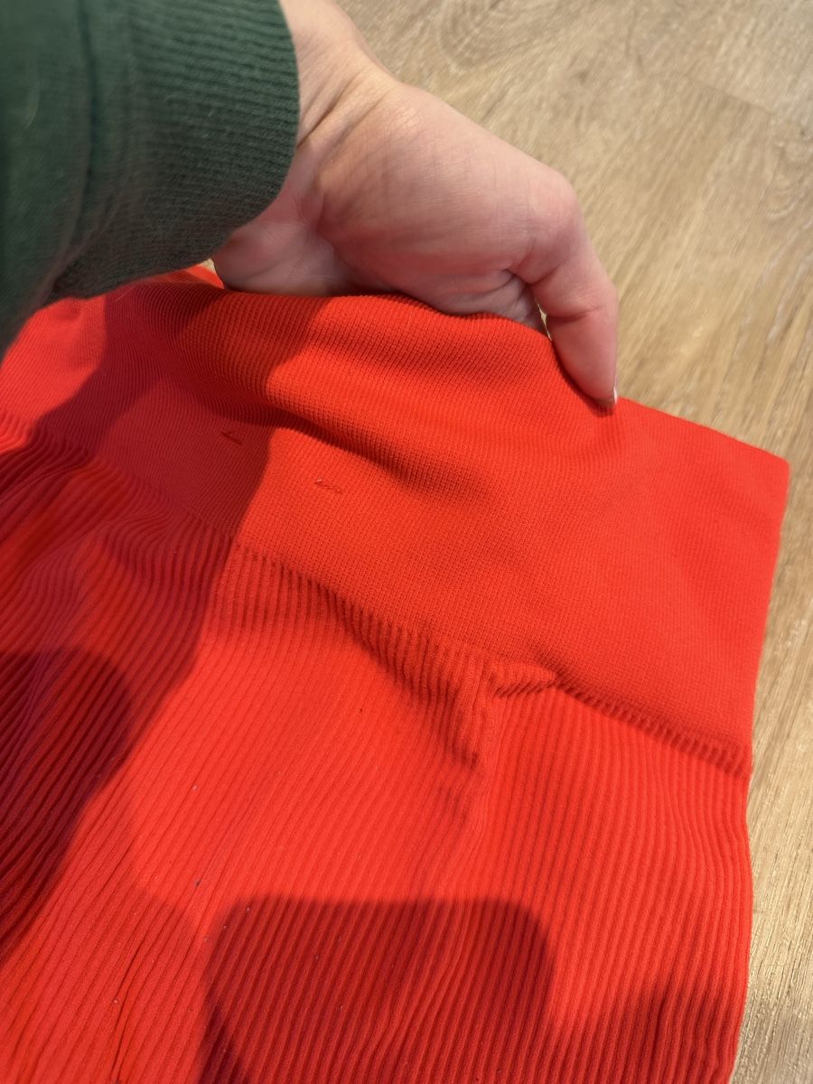 Pull&Bear Lotti di vestiti: Pull&Bear XS / S red ribbed gym set Sport / Lounge Set – Nuovo (secondo la descrizione) da Zürich venduto da Isabella123 3