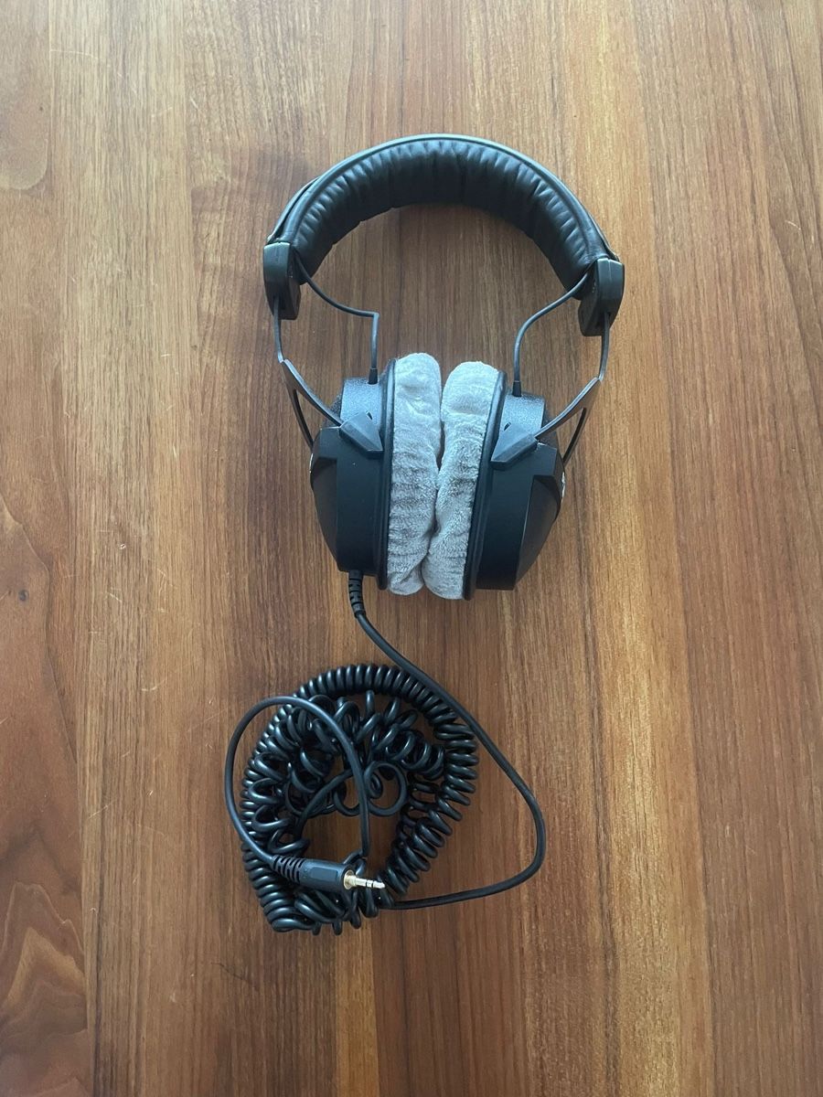 Beyerdynamic Cuffie: Beyerdynamic DT-770 pro 250ohm Studio stereo Kopfhörer – Usato da Grenchen venduto da Juliana011