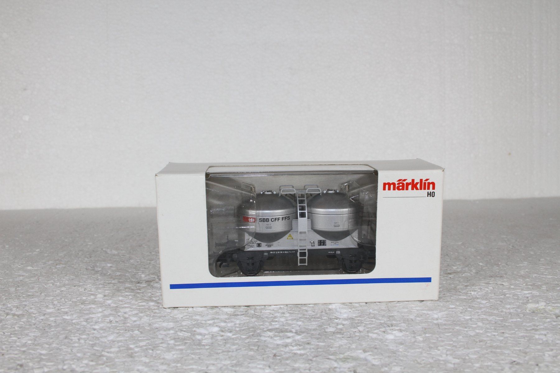 Märklin Modelleisenbahnen: Märklin 47612  SBB  Silowagen  grau – Gebraucht aus Triesen von cor_62ts
