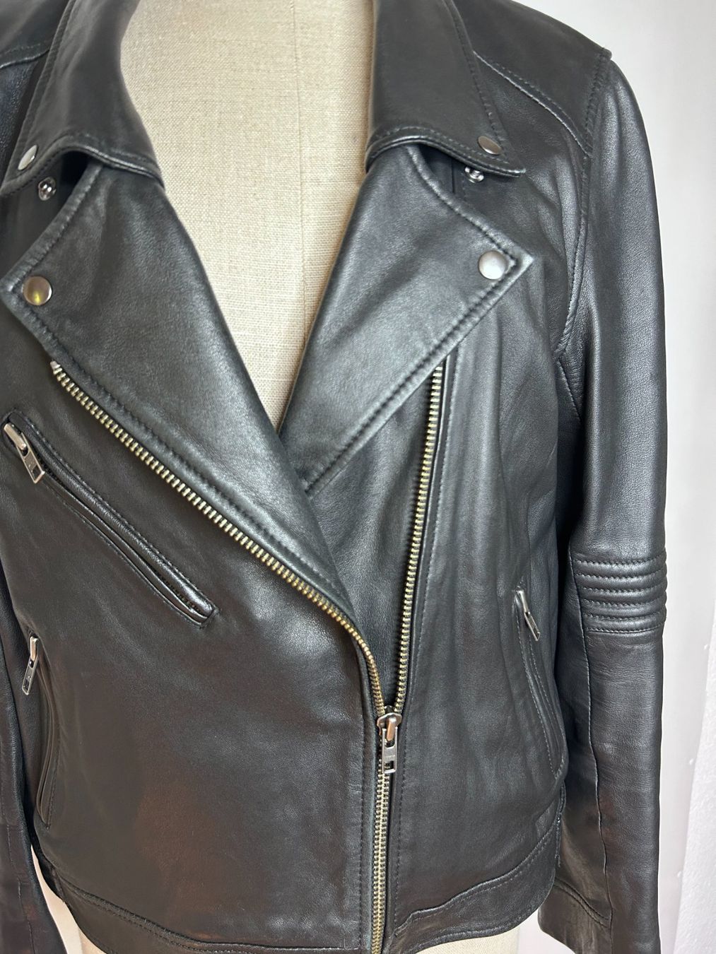 Gérard Darel Giacche: Gerard Darel Lederjacke – Nuovo (secondo la descrizione) da St. Gallen venduto da look-twice 1