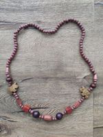 Kette aus Holz mit 2 Tierelementen