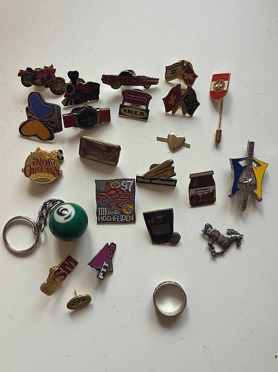 Placchette & Badge: Pins und Ring – Usato da Henggart venduto da Iltis2000 3