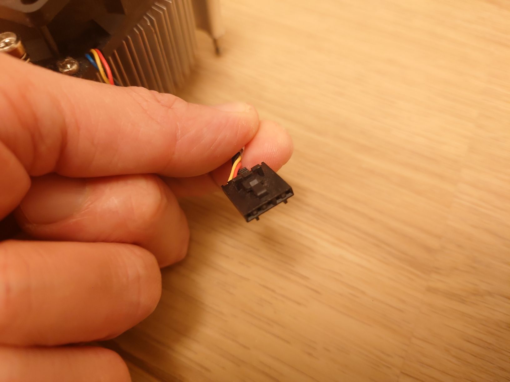 Intel Gehäuse: CPU Kühler / Fan - Intel FCLGA1155 – Gebraucht aus Zürich von Almohammed 1