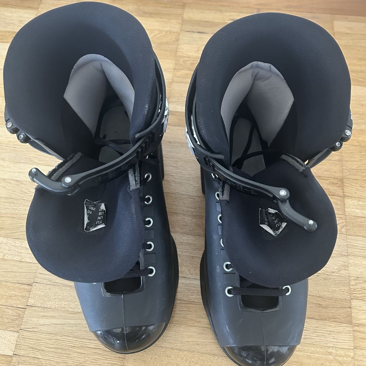 Patins à roul. & inline: Roces M12 Bacemint Aggressive Inline Boot Gr 43 – D'occasion à Bettwiesen par KK_1 4