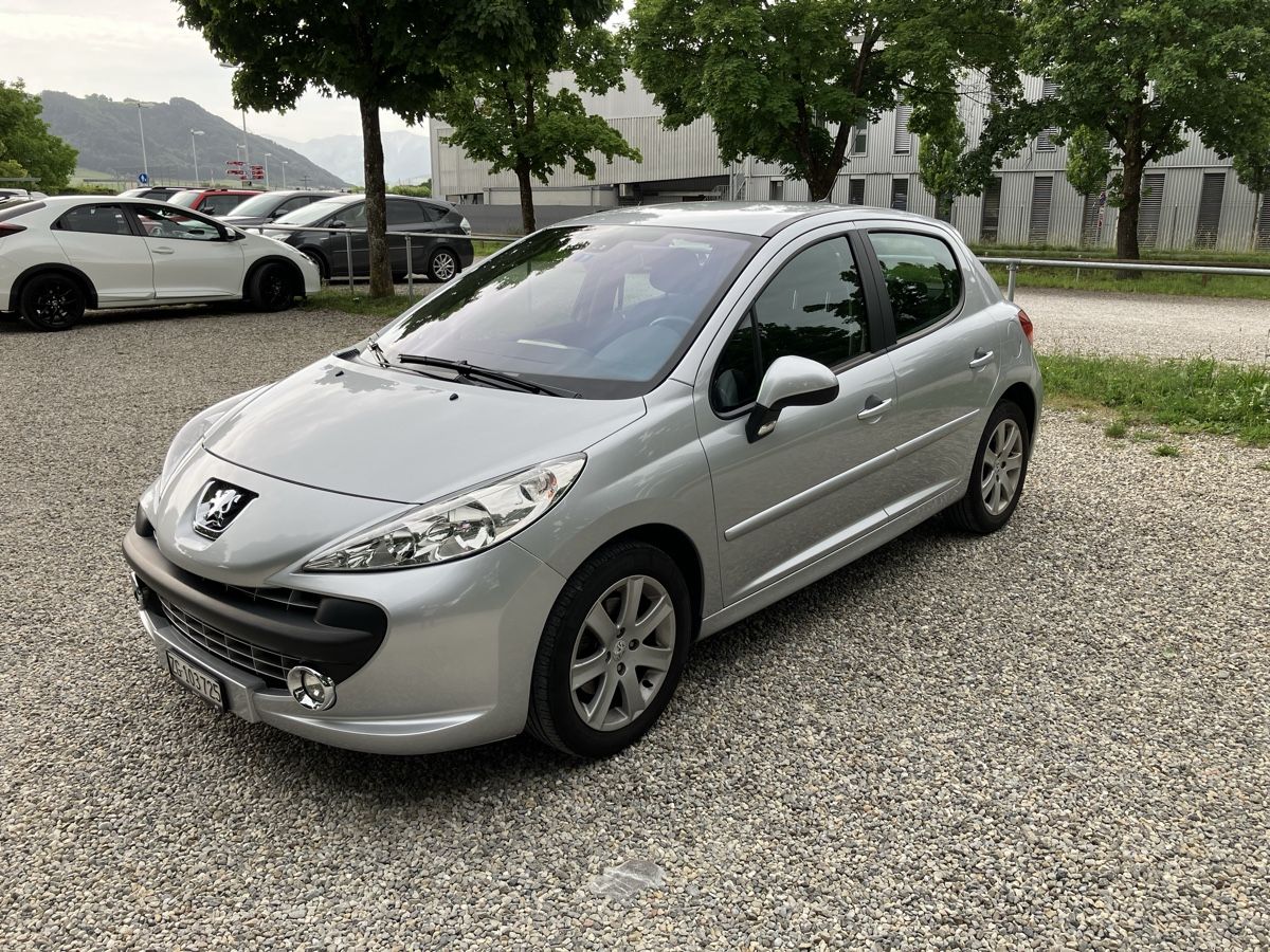 Peugeot Autos: Peugeot 207 1.6 16V – Gebraucht aus Zug von Ochp049