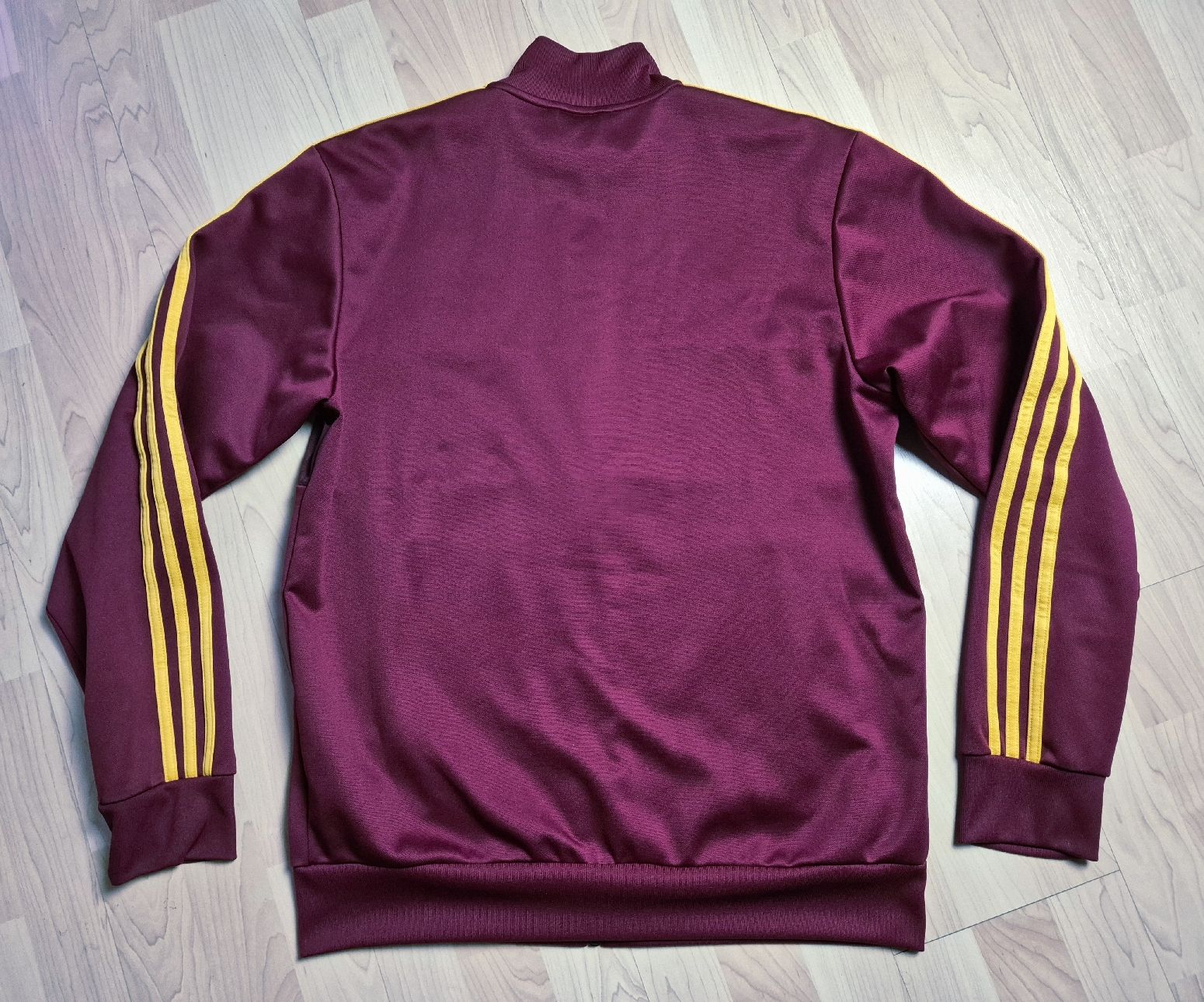 Adidas Giacche: Adidas WM 2018 Spanien Jacke Grösse L – Nuovo (secondo la descrizione) da St. Gallen venduto da CaliSunshine 1