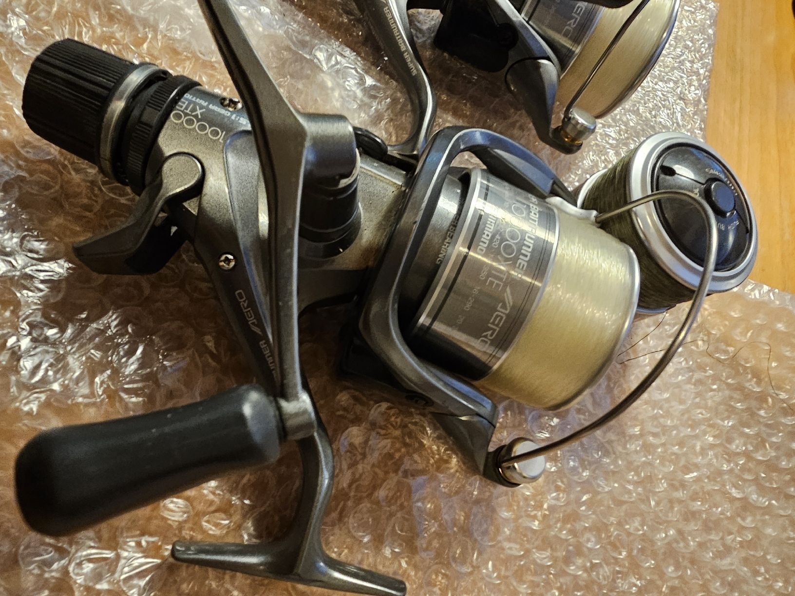 Shimano Tamburi & Mulinelli: 2 moulinets Shimano Super Baitrunner + 2 bobines – Nuovo (secondo la descrizione) da Crans VD venduto da oga_j2gk 2