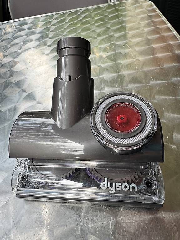 Staubsauger & Zubehör: Dyson – Gebraucht aus Zürich von Cibin