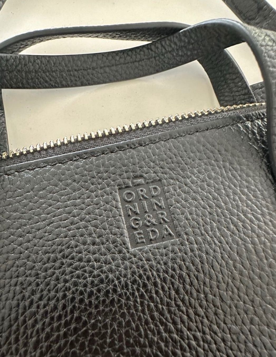 Borse da donna: Leder Tasche – Usato da Luzern venduto da THINGS-11 1