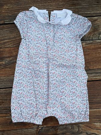 Strampler Little White Company Grösse 6-9