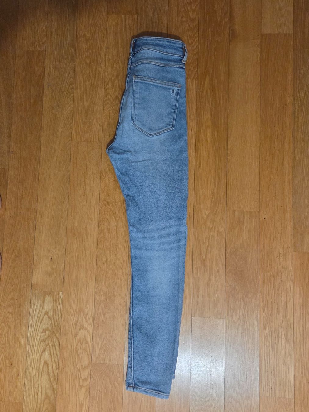 Zara Jeans: ZARA High Waist helle Jeans,Gr.36 mit Elastin – Usato da Sachseln venduto da dz1979dz 6