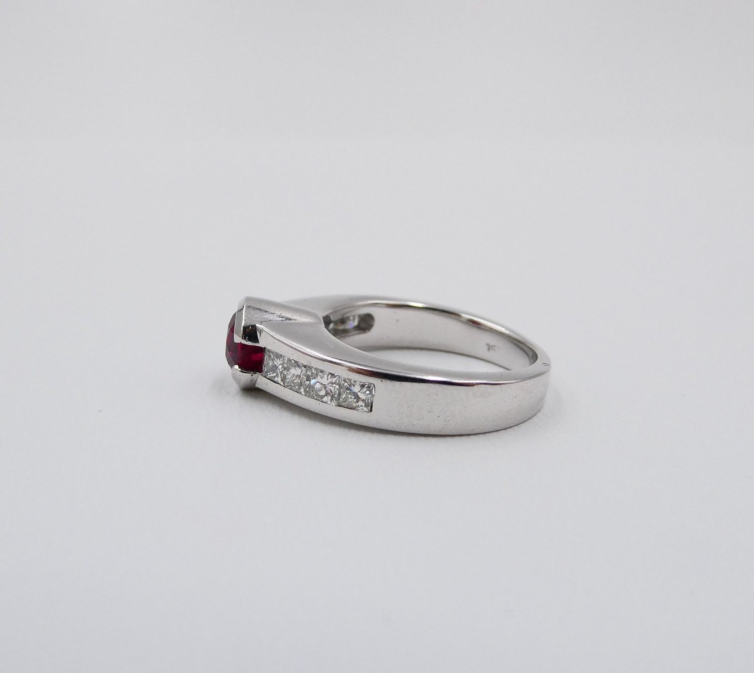 Anelli: RUBIN RING MIT DIAMANTEN - Top Zustand – Usato da Luzern venduto da EdiGem 5