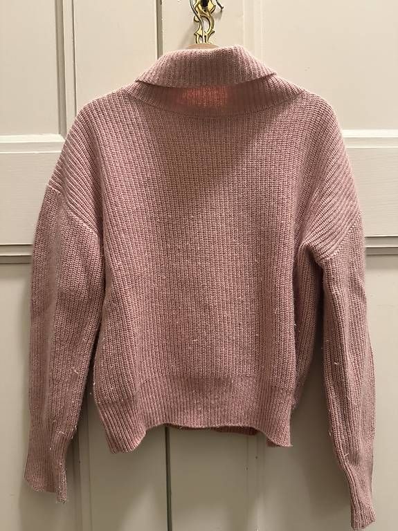 Pullover & Sweatshirts: Pull col roulé Guess - 122cm – Gebraucht aus Pully von ant_klw6
