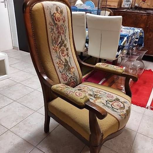 Poltrone: Bestickter Sessel – Usato da Leuggern venduto da FioriFuchs 1