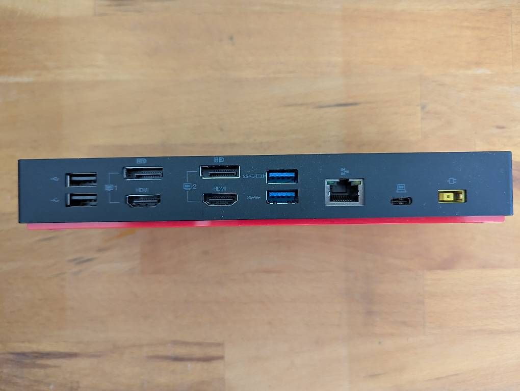Docking station: Dockingstatio Thinkpad Hybrid USB-C with USB-A Adapter – D'occasion à Winterthur par Calliguan 1