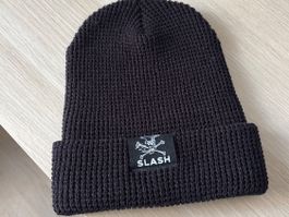 Bonnet - Slash