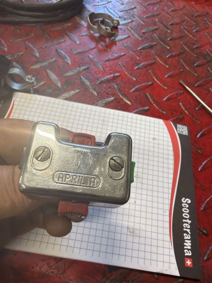 Mofas: Aprilia Licht Schalter NOS – Neu (gemäss Beschreibung) aus huttwil von Pakora 2