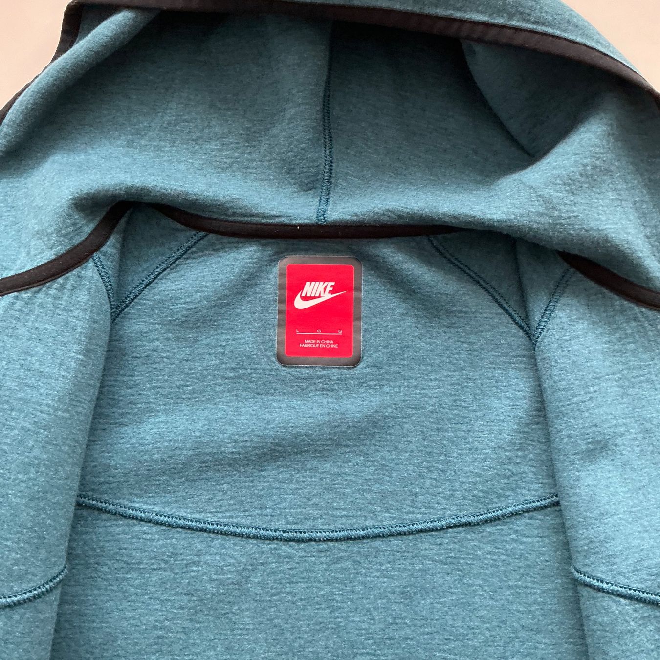 Nike Vestes: Nike Jacke Gr.L – D'occasion à Biel-Benken BL par Sahra1 2