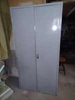 Metalschrank