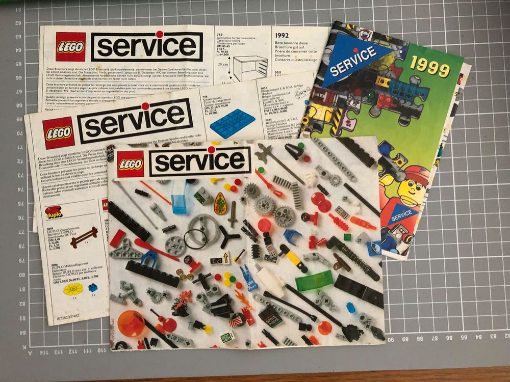 4 LEGO Service Hefte (Gebraucht) in Basel für CHF 1 – mit Lieferung auf ...