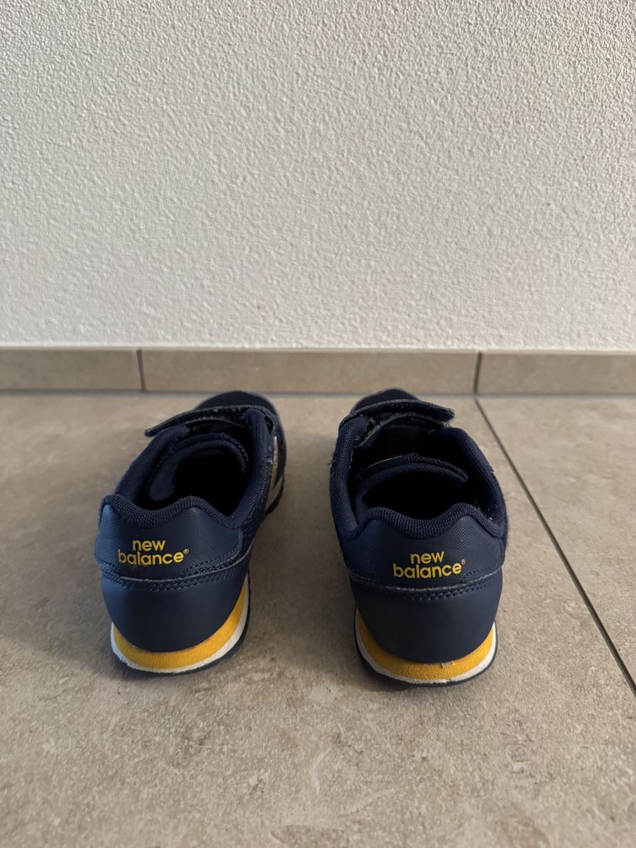 New Balance Herrenschuhe: New Balance Kinderschuhe Gr.35 – Gebraucht aus Steinhausen von ani_k6nx 2