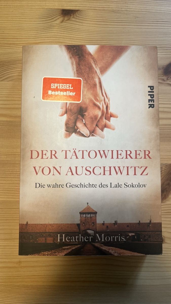 Libri: Der Tätowierer von Auschwitz - Heather Morris – Usato da Langenthal venduto da Tscholi